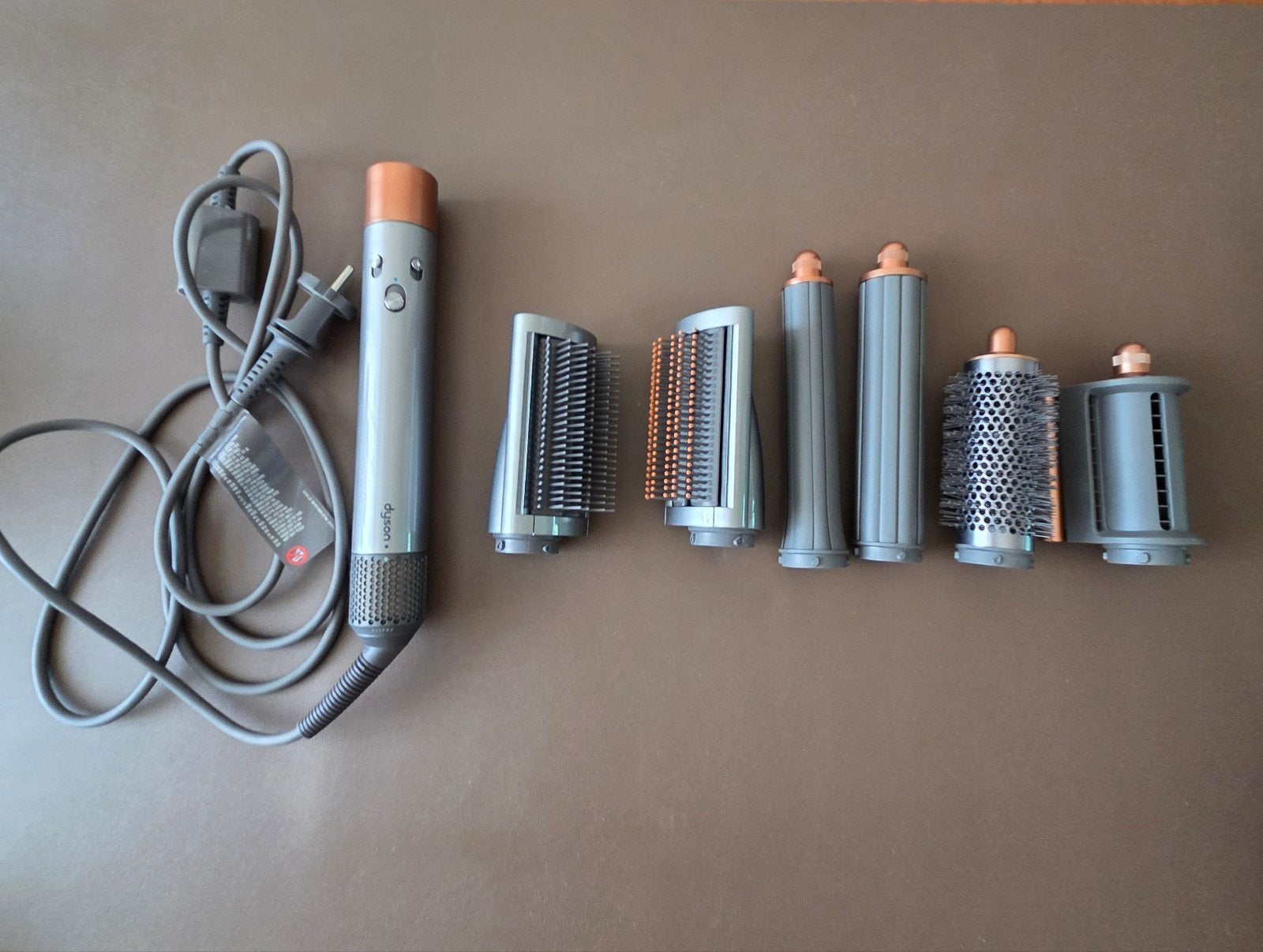 Dyson Airwrap Complete - Zo goed als nieuw, Sieraden, Tassen en Uiterlijk, Uiterlijk | Haarverzorging, Ophalen of Verzenden, Zo goed als nieuw