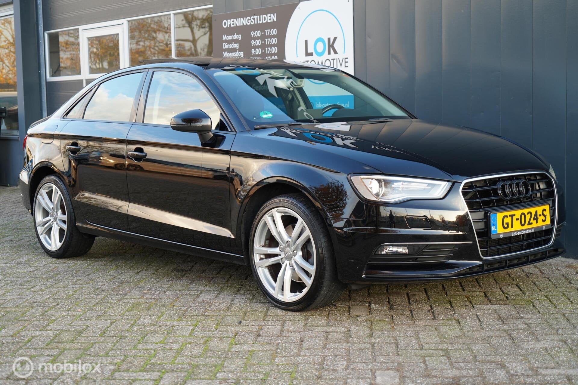 Audi A3 Limousine 1.8 TFSI Ambition Sport|PANO|LED|NAVI|CRUI, Dealer onderhouden, Stof, Gebruikt, 4 cilinders
