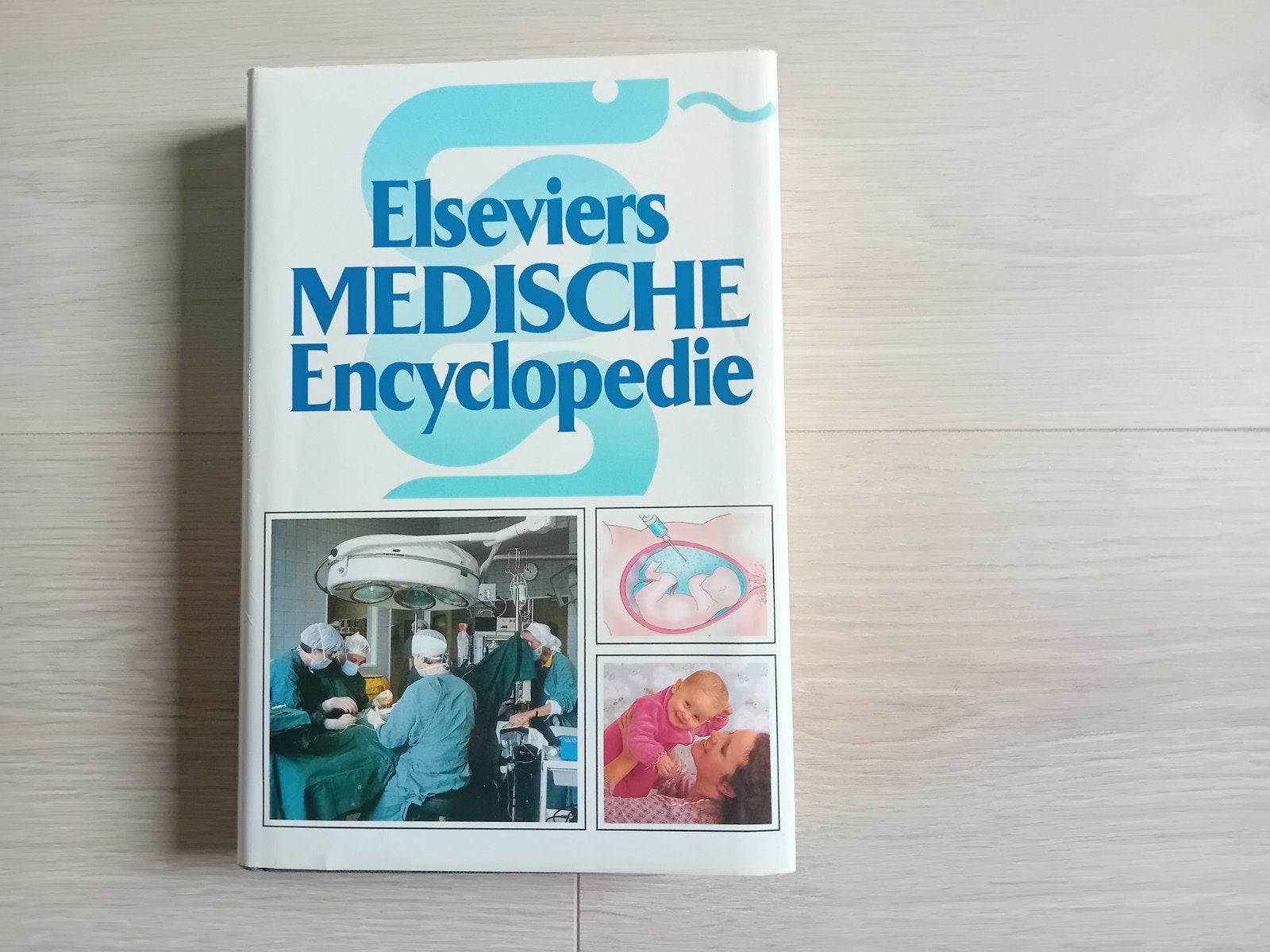 medische encyclopedie, Ophalen of Verzenden, Zo goed als nieuw, Medisch