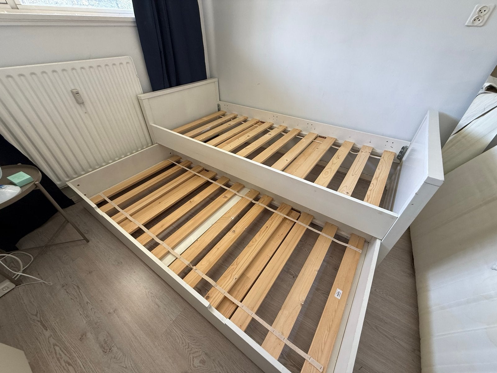 Uitschuifbaar bed met lades - wit, Ophalen, Gebruikt, 90 cm, Wit