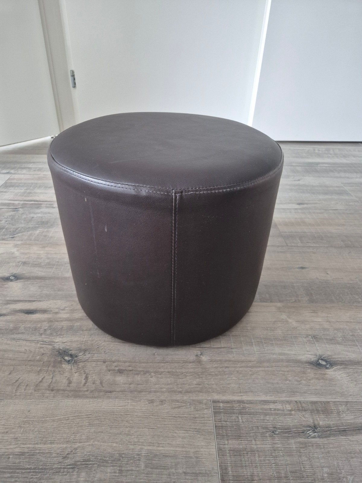 Lederen poef, Ophalen of Verzenden, Rond
