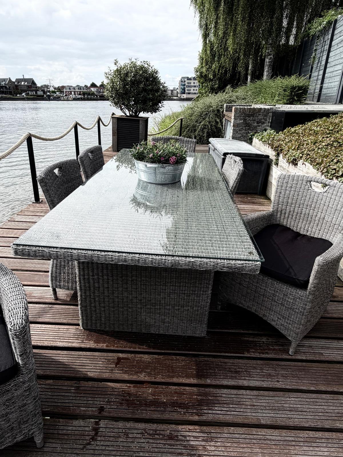 Wicker tuinset met glazen tafel en 6 stoelen, Tuin en Terras, Tuinsets en Loungesets, Ophalen, Gebruikt, Eettafel, 6 zitplaatsen