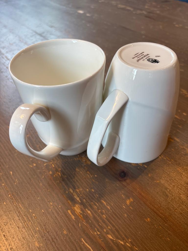 Set van 2 Wedgwood Bone China Solar mokken, wit, Ophalen of Verzenden, Zo goed als nieuw, Wedgwood, Kop(pen) en/of Schotel(s)