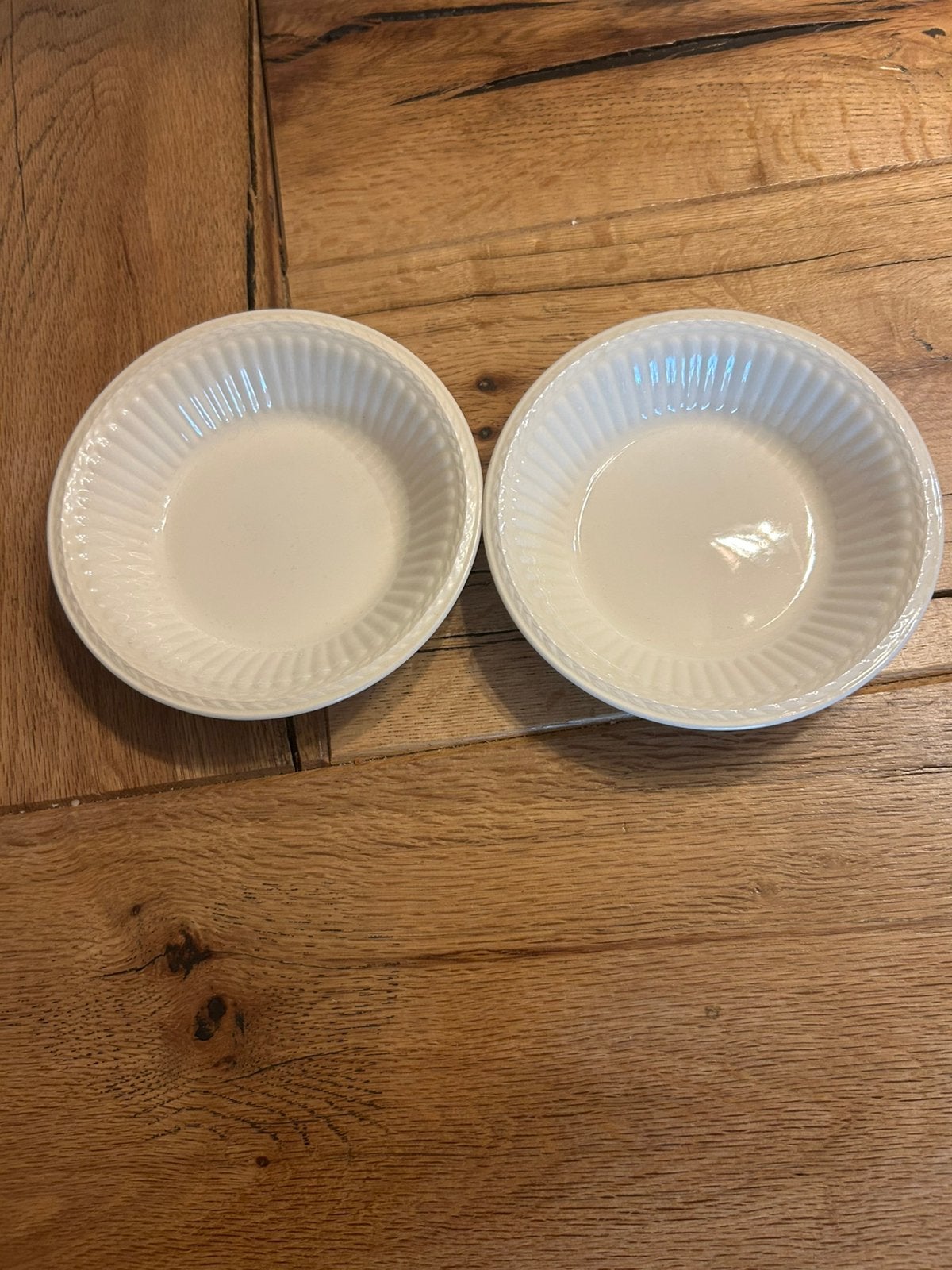 Wedgwood edme schaaltje set van 2 13cm, Huis en Inrichting, Ophalen, Zo goed als nieuw, Aardewerk, Schaal of Schalen