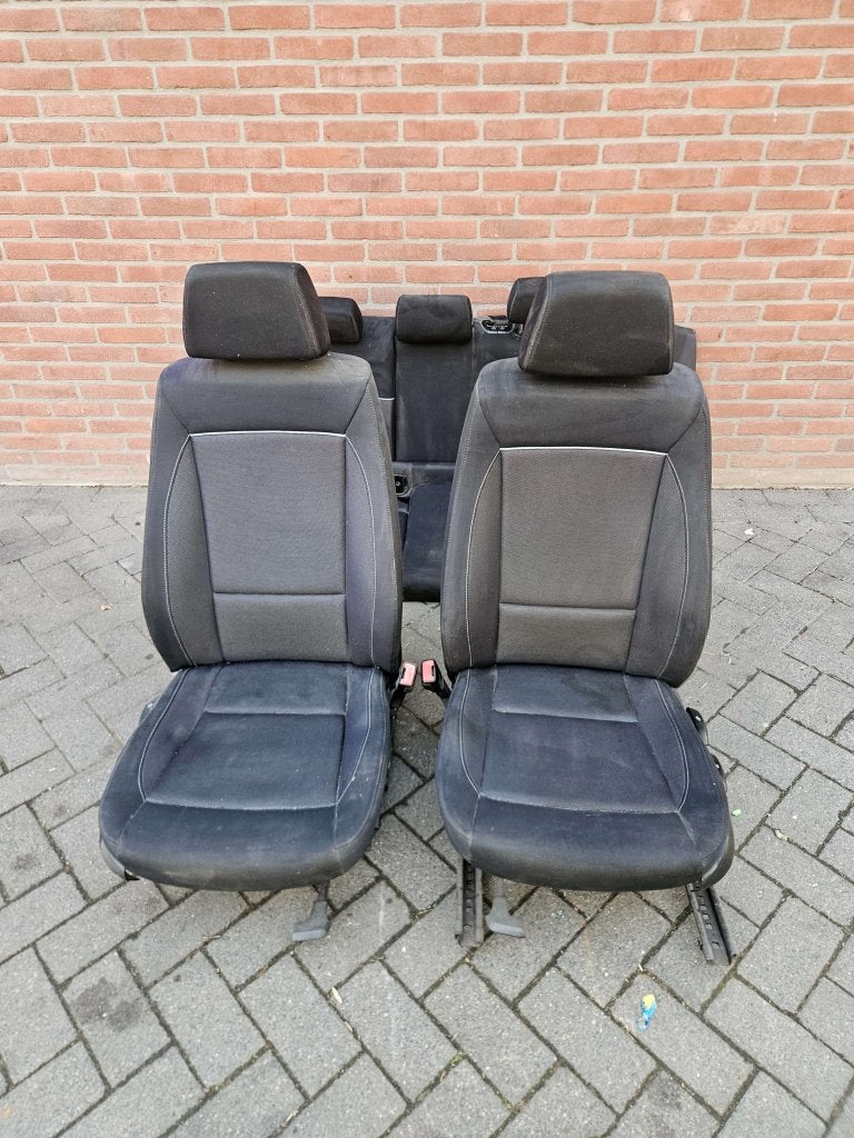 STOFFEN INTERIEUR BMW 1 SERIE  E87 4 DEURS, Auto-onderdelen, Interieur en Bekleding, Niet ingevuld, Gebruikt, Niet ingevuld, Ophalen of Verzenden