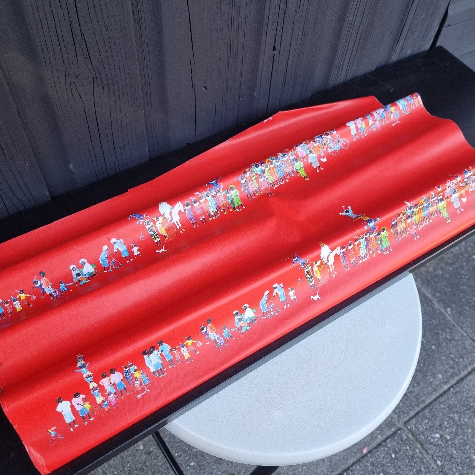 Sinterklaaspapier rol zwarte pieten nostalgisch traditioneel, Verzenden, Sqore Boutique, Sqoreboutique@gmail.com, NL