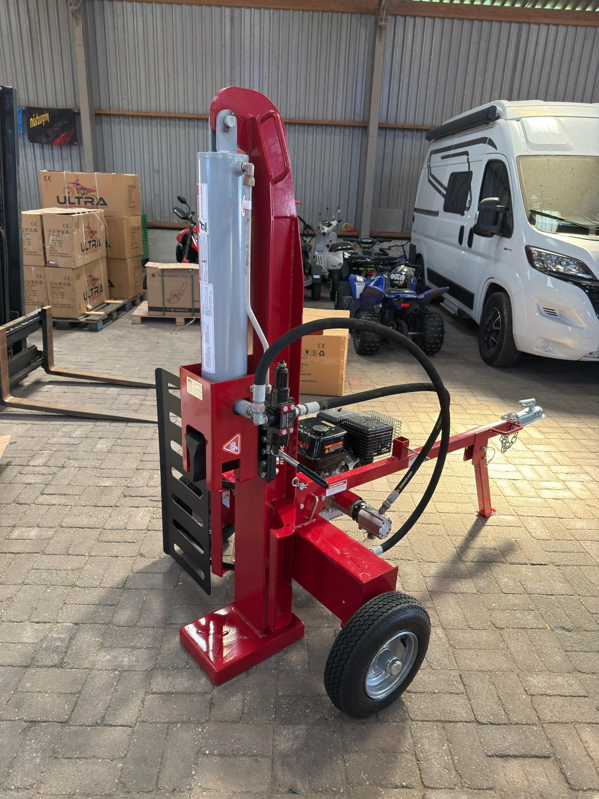 Kloofmachine houtklover 35 ton benzine nieuw aanhanger, Ophalen, Nieuw, Benzine, Liggend