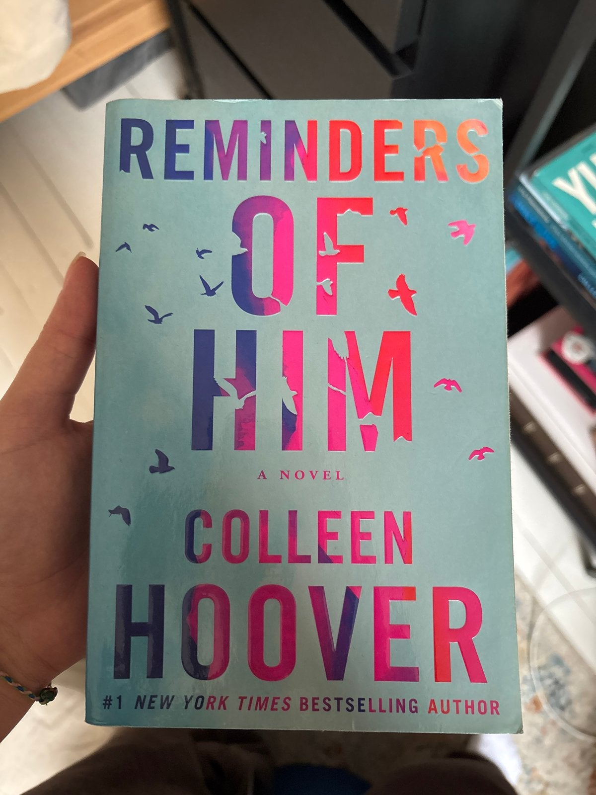 Reminders of Him - Colleen Hoover (Engels), Ophalen of Verzenden, Gelezen, Amerika