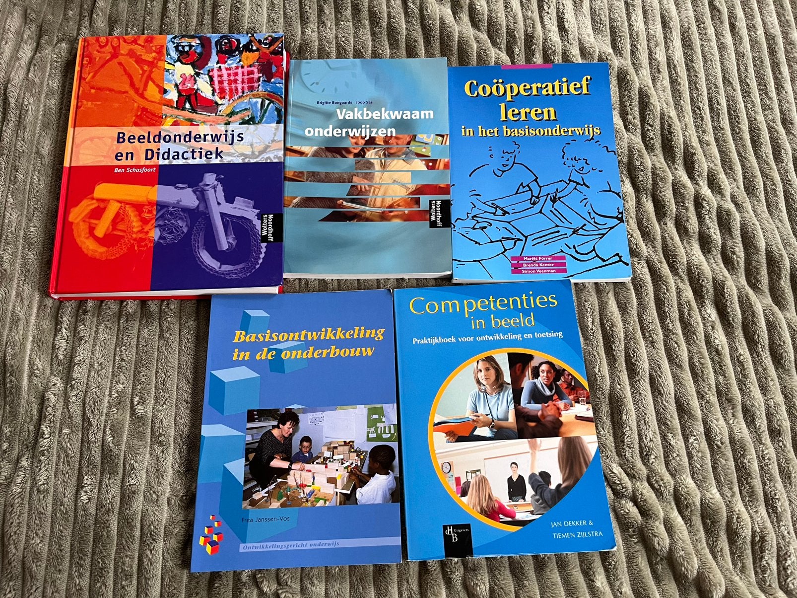 Pabo studieboeken, Boeken, Studieboeken en Cursussen, Ophalen of Verzenden, Alpha, Zo goed als nieuw, HBO
