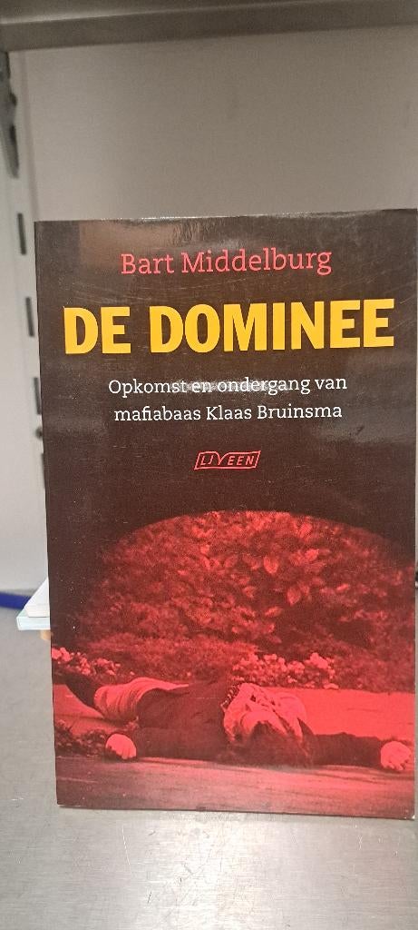 Bart Middelburg-De dominee (Z250-230), Ophalen of Verzenden, Zo goed als nieuw, Overige