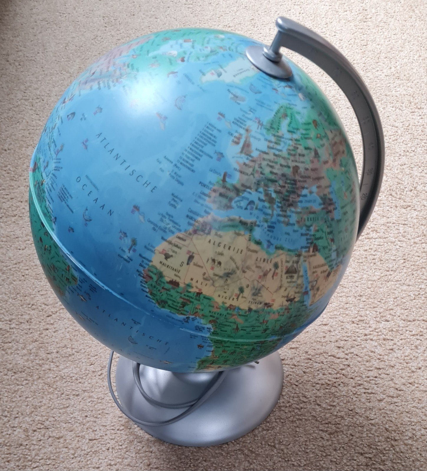 Verlichte wereldbol, Ophalen, Gebruikt, Kunststof, Educatief