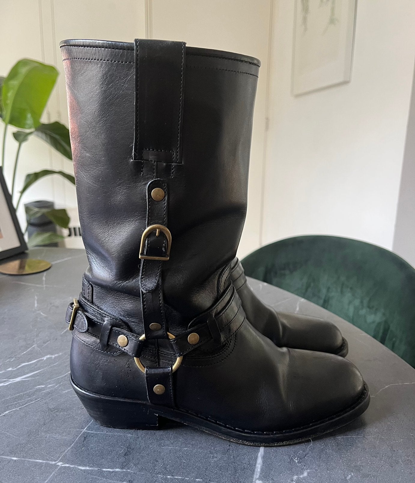 Isabel Marant laarzen, Kleding | Dames, Hoge laarzen, Zwart, Ophalen of Verzenden, Zo goed als nieuw