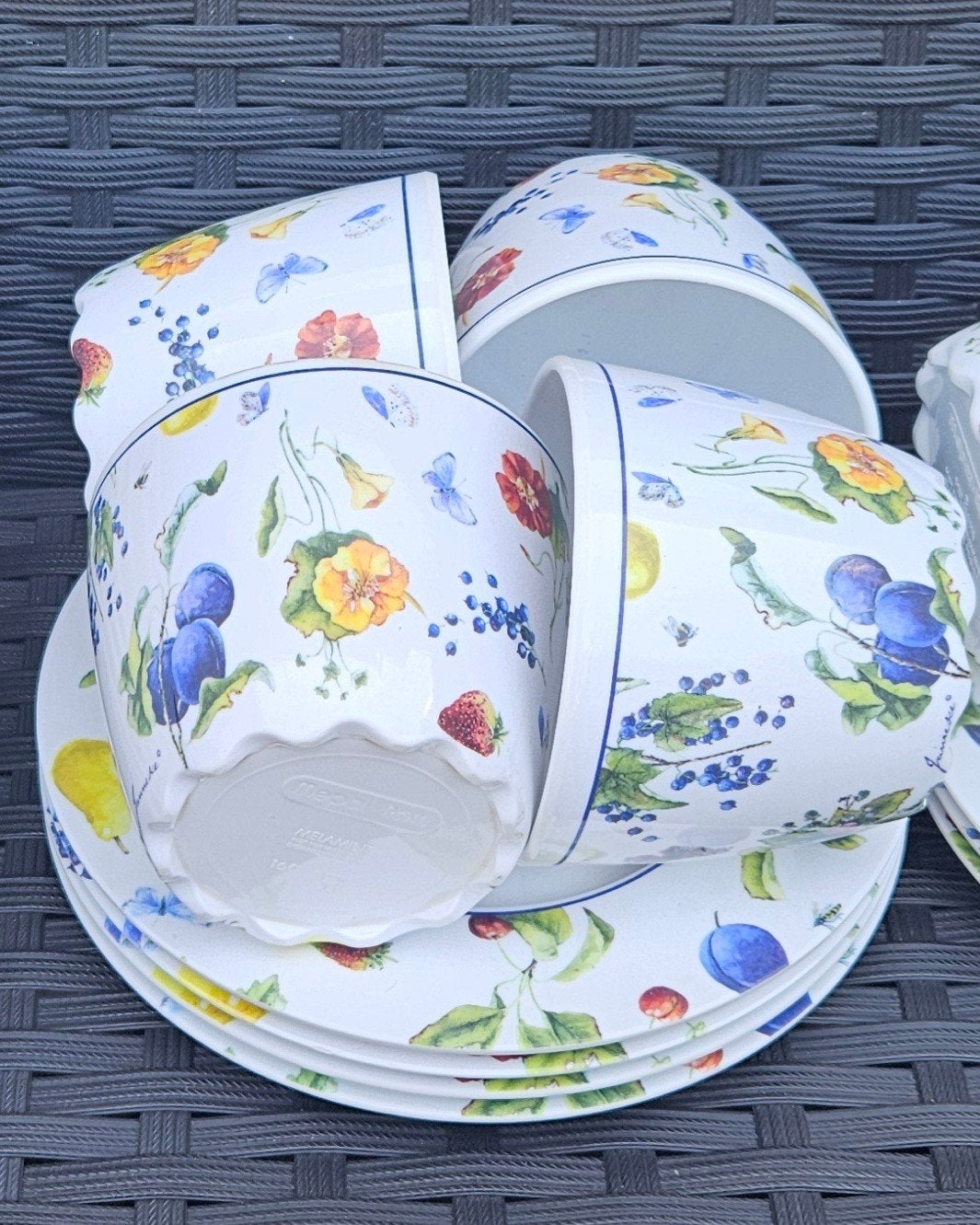 Mepal Janneke Brinkman Fruits and Flowers 4x kop en schotel, Caravans en Kamperen, Kampeeraccessoires, Ophalen of Verzenden