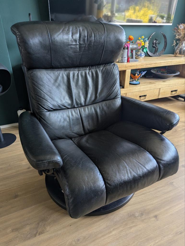 Stressless zwarte leren relaxfauteuil met draaivoet, Gebruikt, Modern, Comfort, Ophalen of Verzenden, 75 tot 100 cm