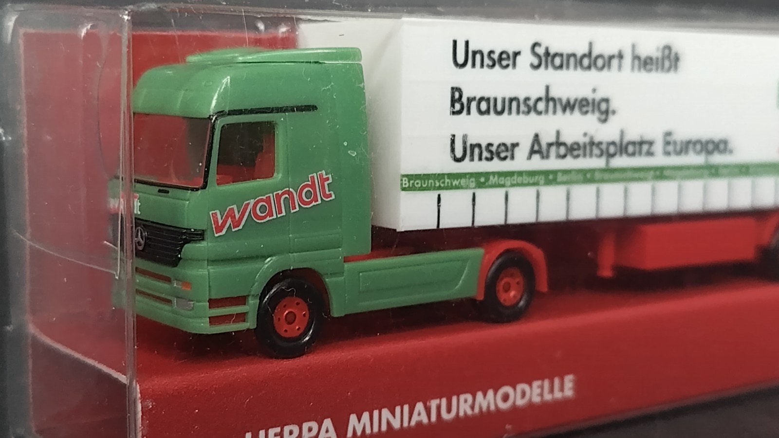 Mercedes Benz Actros Wandt Spedition 1:160 Herpa Pol, Hobby en Vrije tijd, Modelauto's | Overige schalen, Verzenden, Nieuw, M