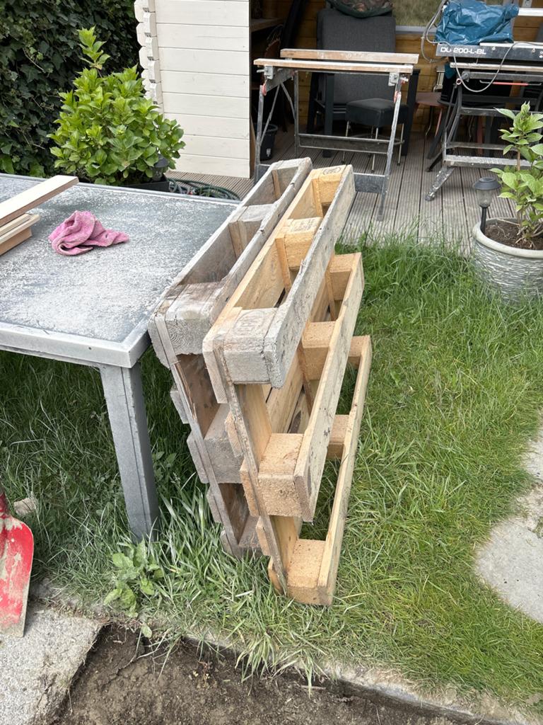 4 Gebruikte Europallets - Ideaal voor diverse projecten, Doe-het-zelf en Verbouw, Hout en Planken, Ophalen, Gebruikt, 50 mm of meer