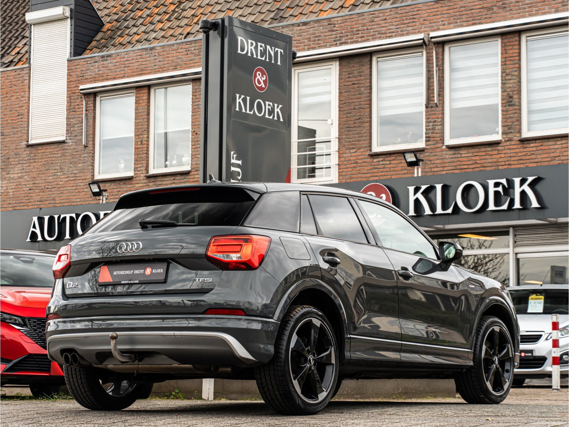Audi Q2 1.4 TFSI CoD Design S-Line ORG NL 19 INCH TREKHAAK P, Auto's, Stof, Gebruikt, 4 cilinders, 150 pk