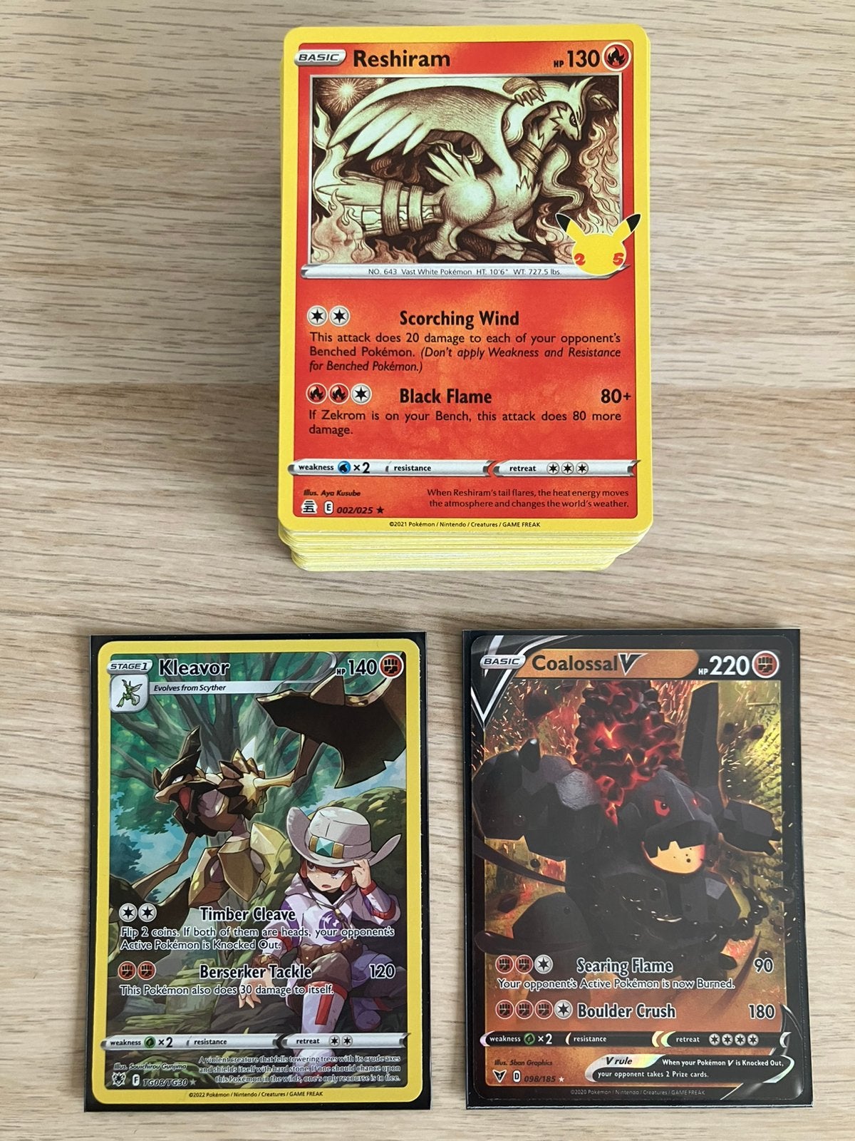 KADO TIP Set van 100 verschillende originele Pokemon kaarten, Ophalen of Verzenden, Zo goed als nieuw, Meerdere kaarten, Foil
