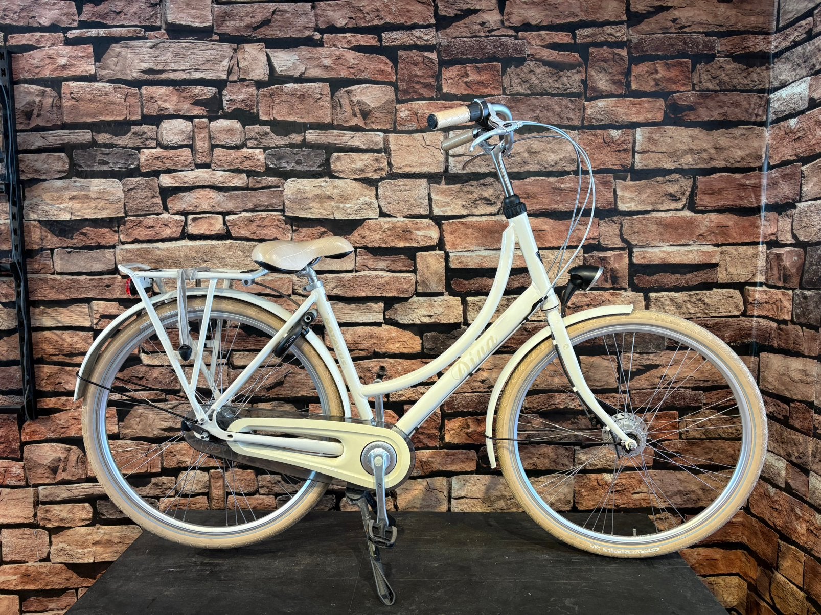 Batavus Diva 50 cm laag frame school/damesfiets Nieuwstaat!, Ophalen, Versnellingen, Batavus, Zo goed als nieuw