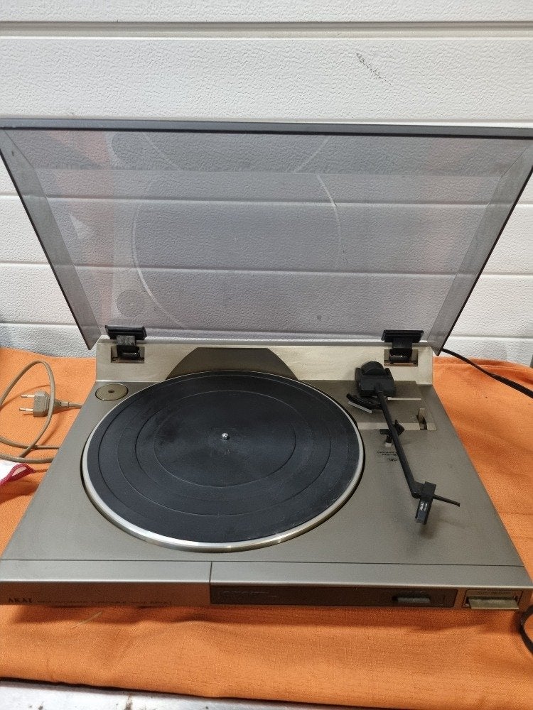 platenspeler akai semi automatik ap-x1, Ophalen of Verzenden, 'T Olde Gre-j, Info@toldegrej.nl, Endepoelstraat 20f Didam
