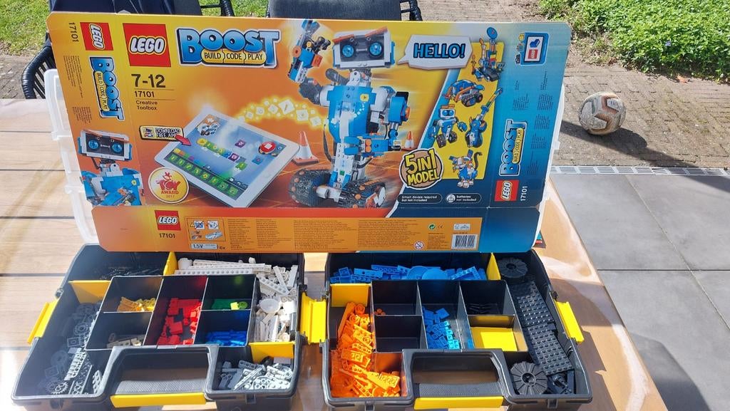 Lego Boost 17101 Creative Toolbox, Overige thema's, Lego, Ophalen of Verzenden, Zo goed als nieuw