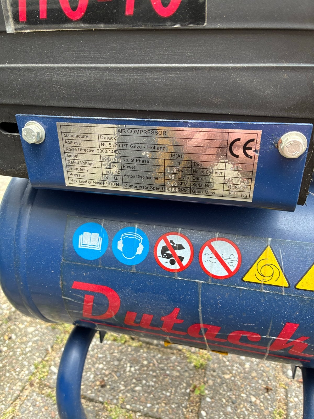 Dutack Compressor 110-10 - Nieuwstaat, Doe-het-zelf en Verbouw, Compressors, 6 tot 10 bar, Nieuw, Ophalen of Verzenden, Minder dan 200 liter/min