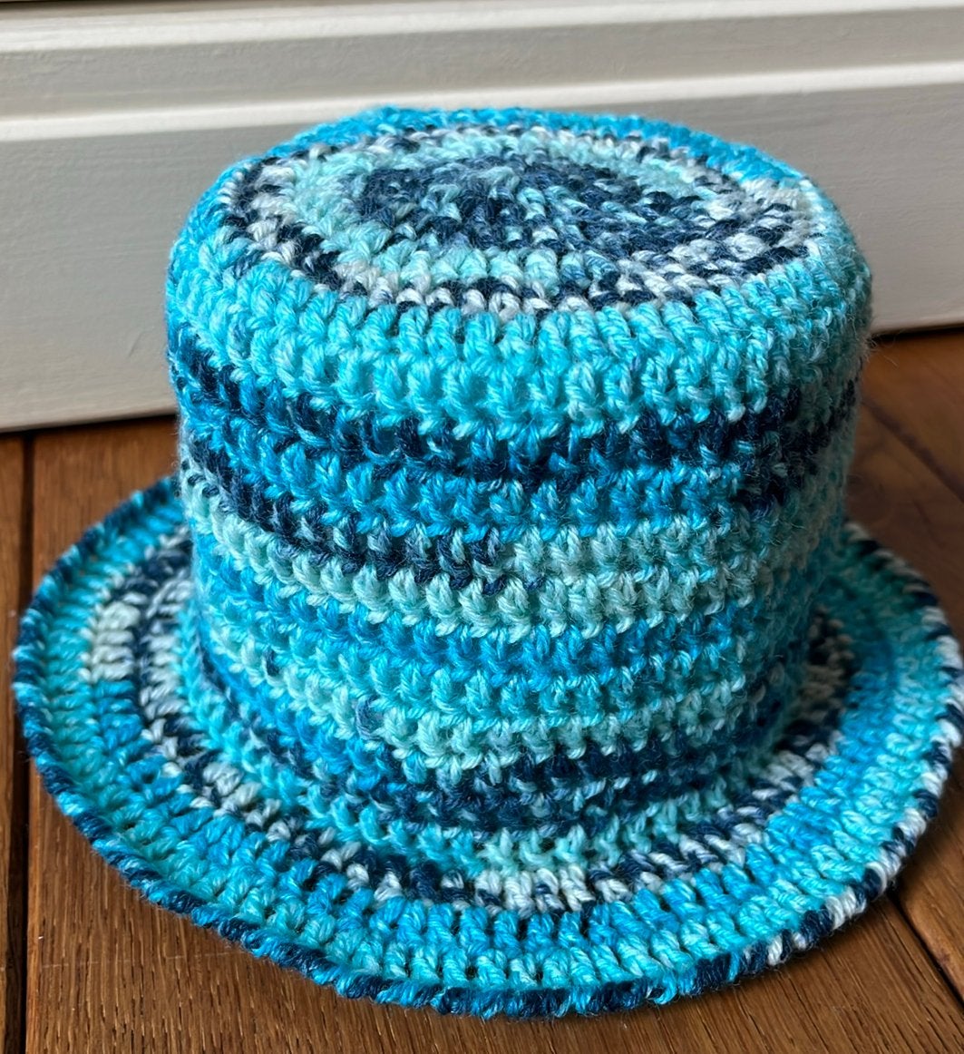 Gehaakt Toiletrolhoedje hoedenplankhoedje retro blauw, Ophalen of Verzenden, Nieuw