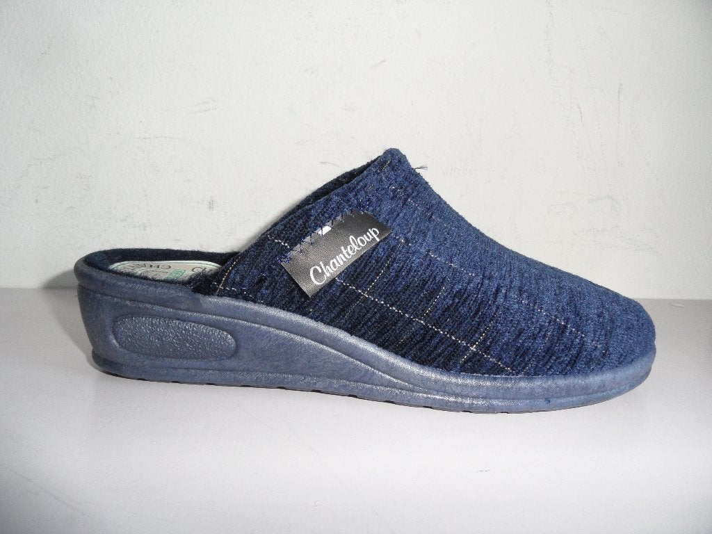 Leuke blauwe pantoffels maat 38, Blauw, ., Nieuw, Ophalen of Verzenden