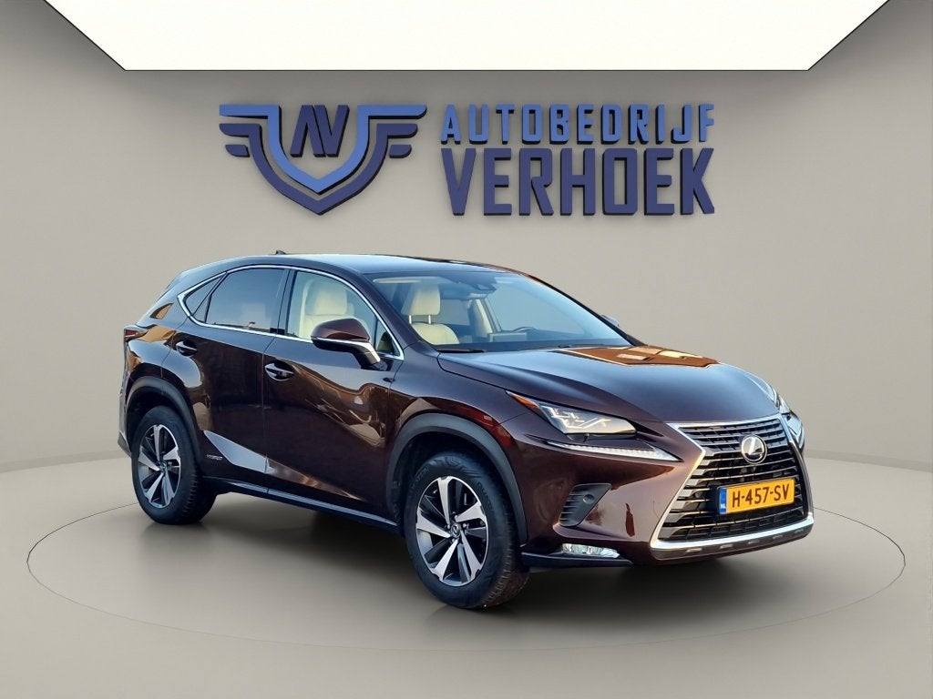 Lexus NX 300h AWD Executive Line + President Pack - NL Auto, Auto's, Lexus, Automaat, Gebruikt, Euro 6, 1760 kg