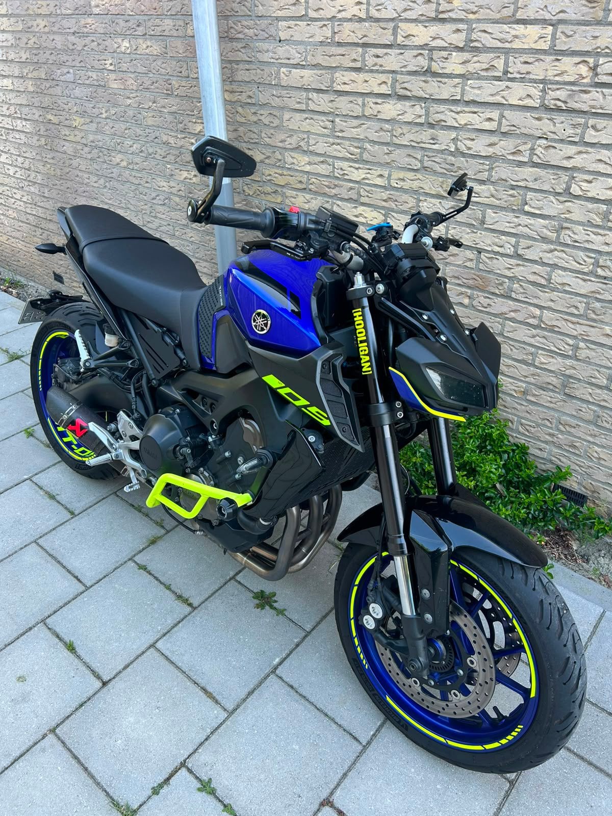 Yamaha MT-09 2019 – Akrapovič – Quickshifter Up, Motorrijbewijs A, 3 cilinders, Meer dan 35 kW, 847 cc