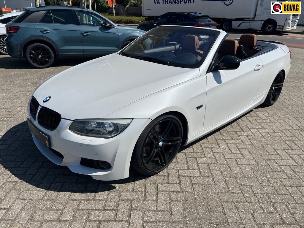 BMW 3-serie Cabrio 325i High Executive M-pakket, Auto's, BMW, Achterwielaandrijving, Gebruikt, Cabriolet, 4 stoelen