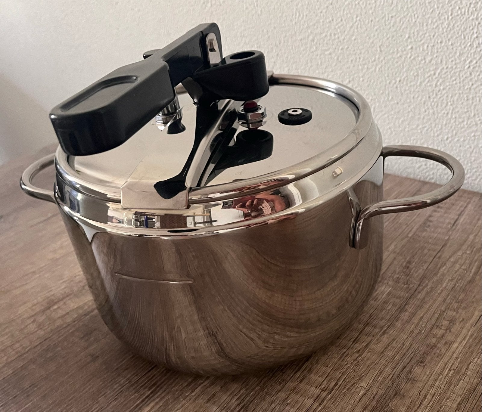 Nieuwe Lagostina Snelkookpan, Ophalen of Verzenden, Metaal, Overige merken, Nieuw