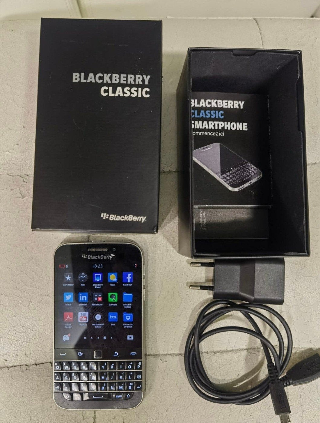 Als Nieuw werkend blackberry classic Q20 met doos, Zwart, Touchscreen, Ophalen of Verzenden, Zo goed als nieuw