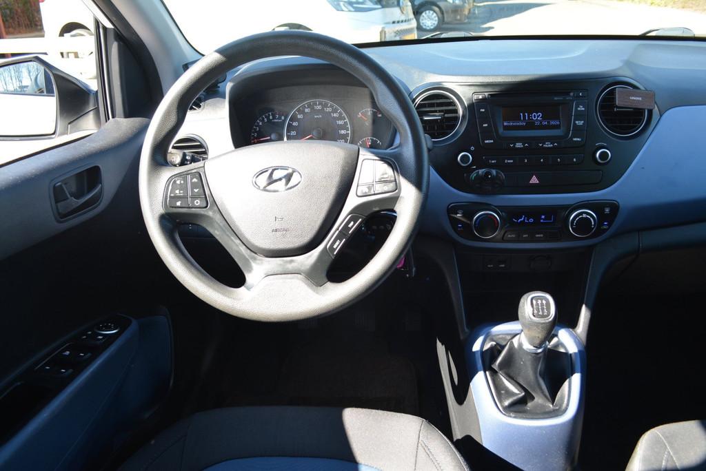 Hyundai I10 1.0i i-Motion Comfort, Auto's, Hyundai, Voorwielaandrijving, Euro 5, Stof, Gebruikt