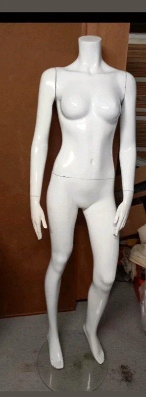OPRUIMING €50!! etalagepop mannequin pop voor dameskleding, Ophalen, Zo goed als nieuw, Maat 38/40 (M)