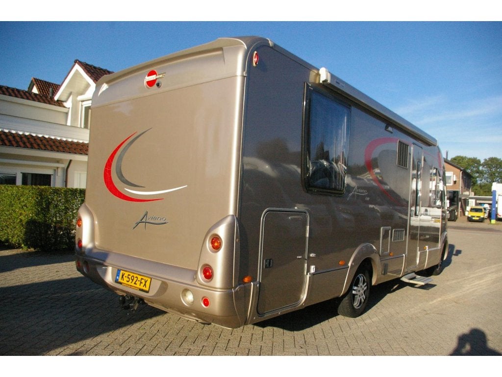 Bürstner Aviano I 727 Queensbed, Hefbed., Integraal, Oven, Fiat, Bedrijf