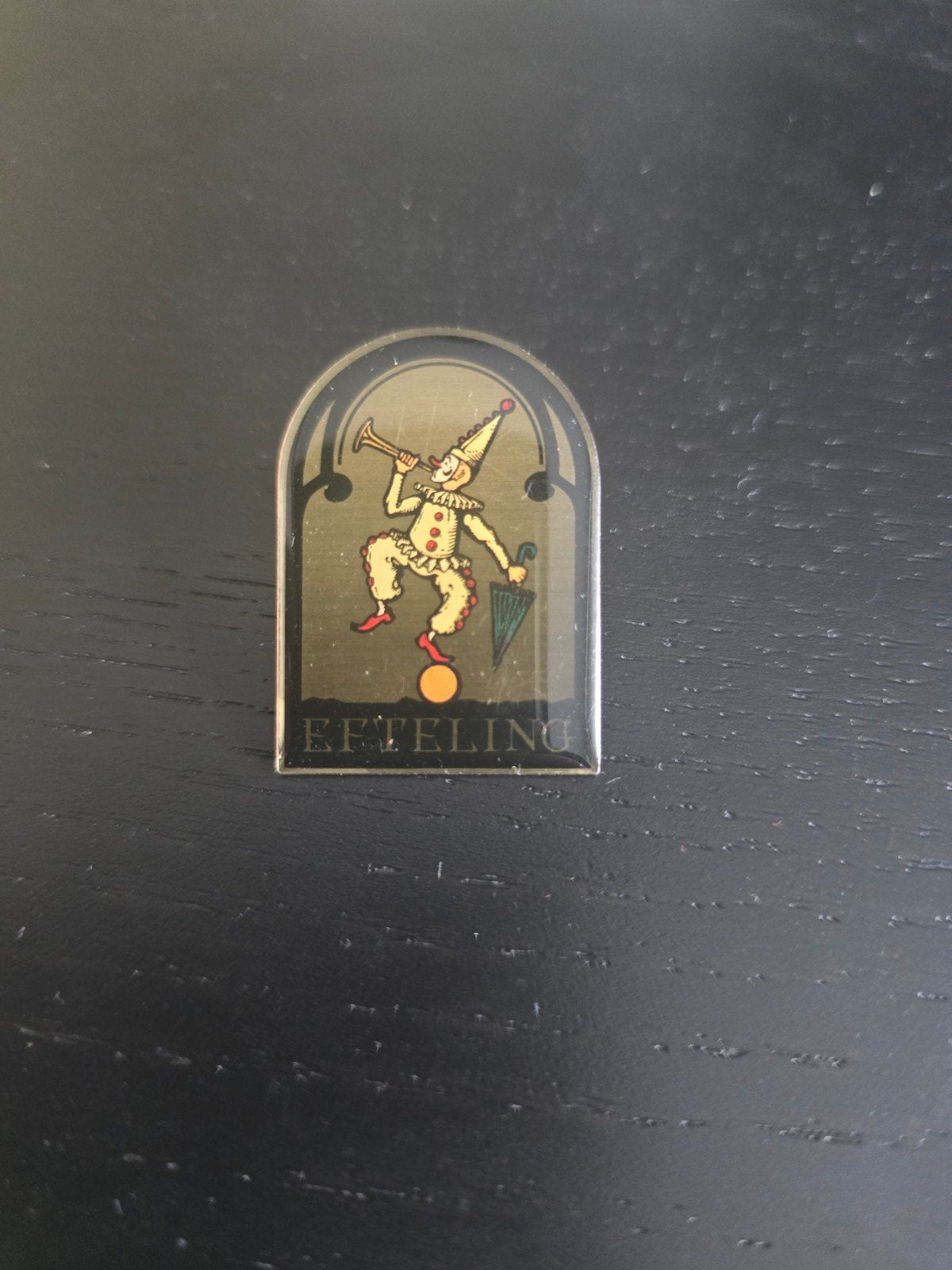 Efteling Smidje Pin Clown Speldje, Verzamelen, Efteling, Ophalen of Verzenden, Zo goed als nieuw, Button of Speldje