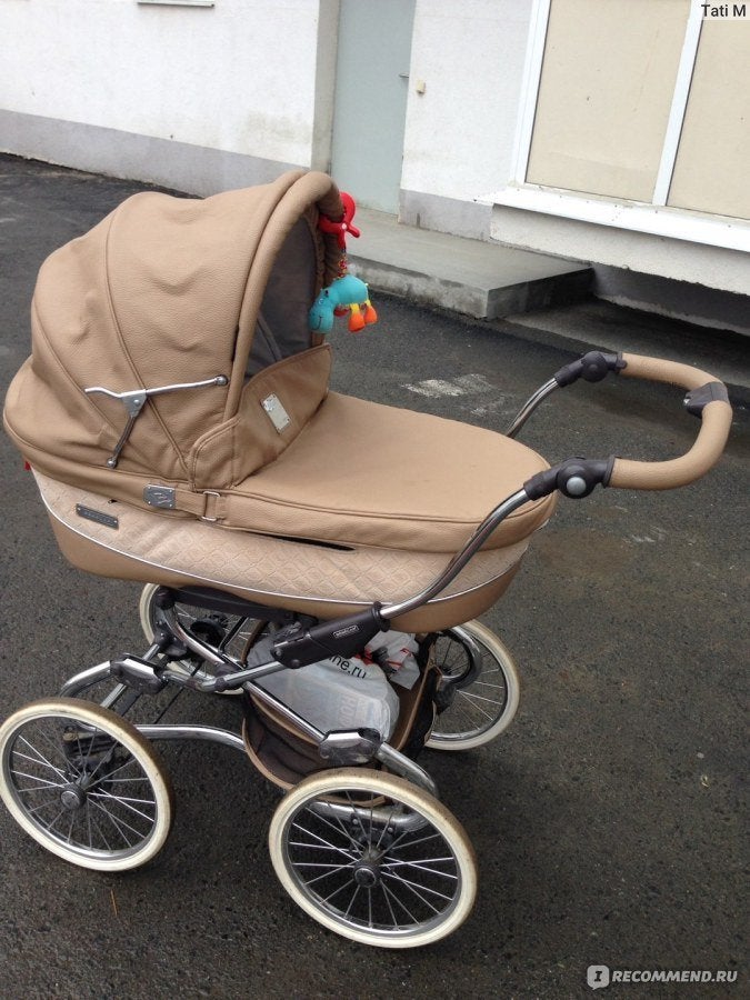 Premium Kinderwagen met Brede Luchtbanden en Hoog Comfort