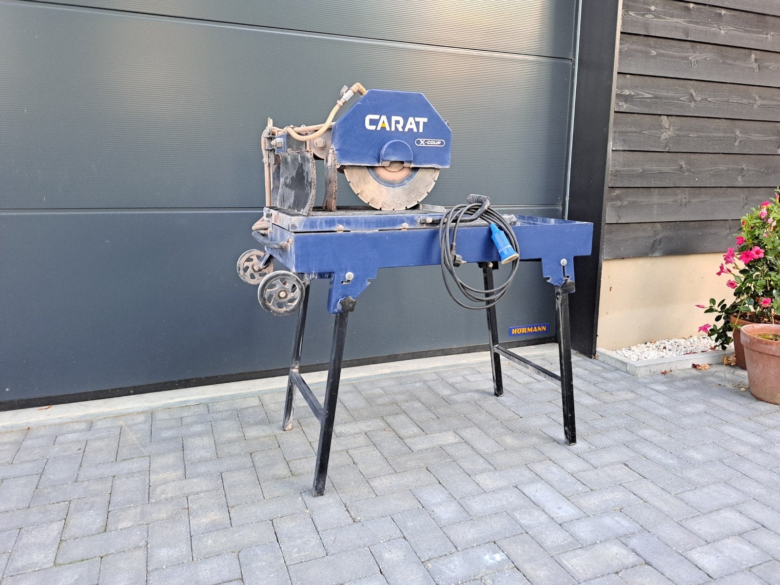 Carat Tafelzaag bwj. 2022 Compleet met extra zaagblad, Doe-het-zelf en Verbouw, Gereedschap | Zaagmachines, Ophalen, 70 mm of meer