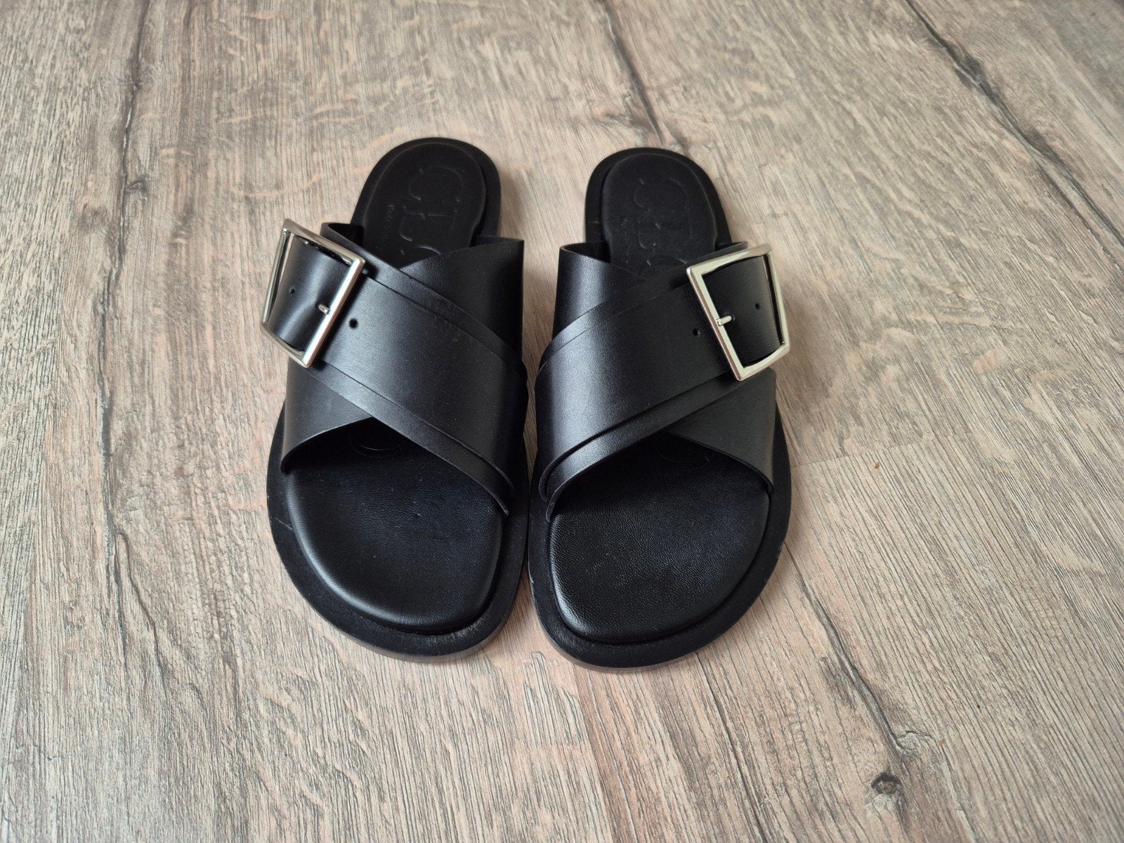 Closed slippers maat 38 nieuw!!, Kleding | Dames, Slippers, Nieuw, Ophalen of Verzenden, Closed