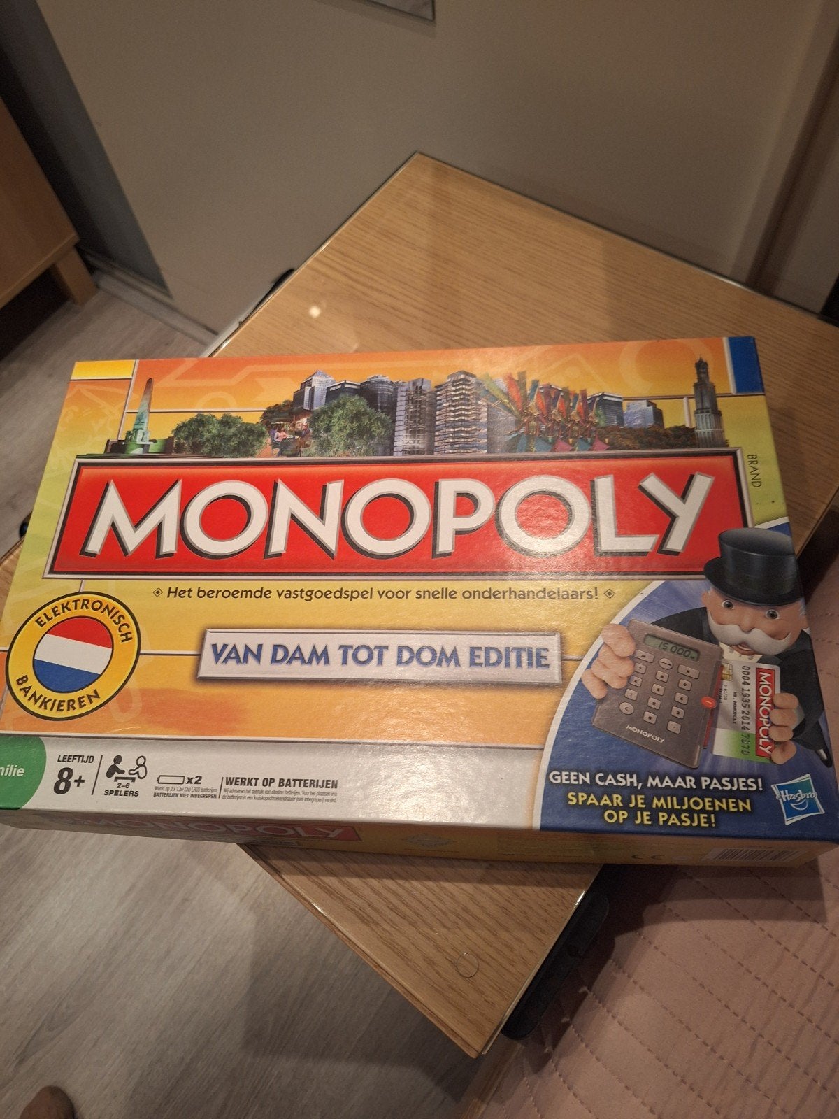 Monopoly Van Dam tot Dom Editie - Compleet gezelschapsspel, Drie of vier spelers, Ophalen of Verzenden, Gebruikt, Hasbro