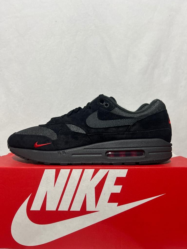 BIJNA NIEUW! Maat 47,5 - Nike Air Max 1 Anthracite Bred, Kleding | Heren, Verzenden, Zwart, Nike, Nike