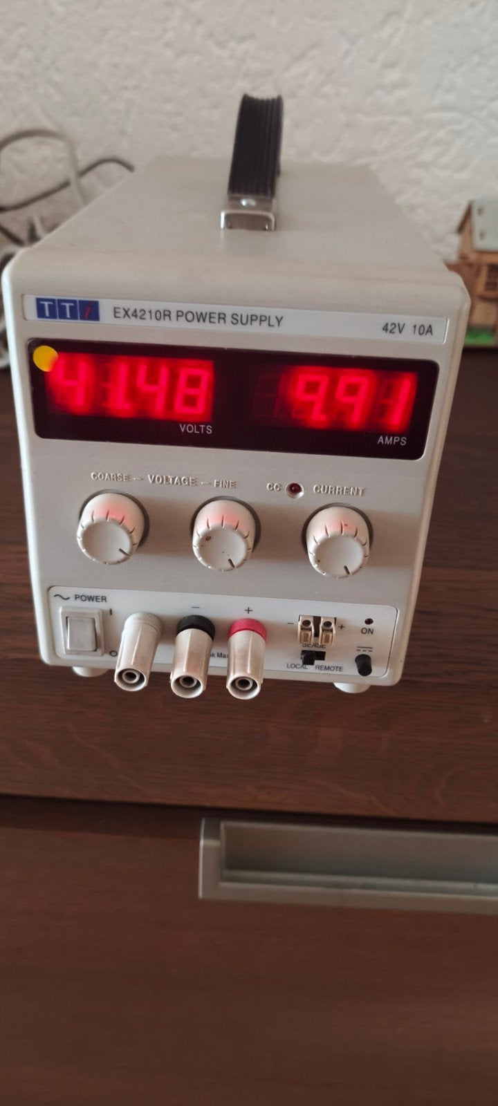 TTi EX4210R Power Supply - 42V 10A Labvoeding, Doe-het-zelf en Verbouw, Ophalen of Verzenden, Gebruikt, Elektriciteit