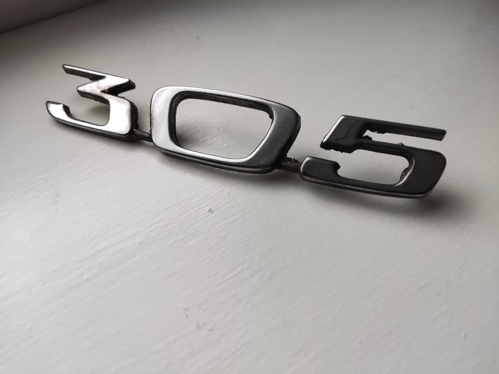 Peugeot 305 embleem logo, Ophalen of Verzenden