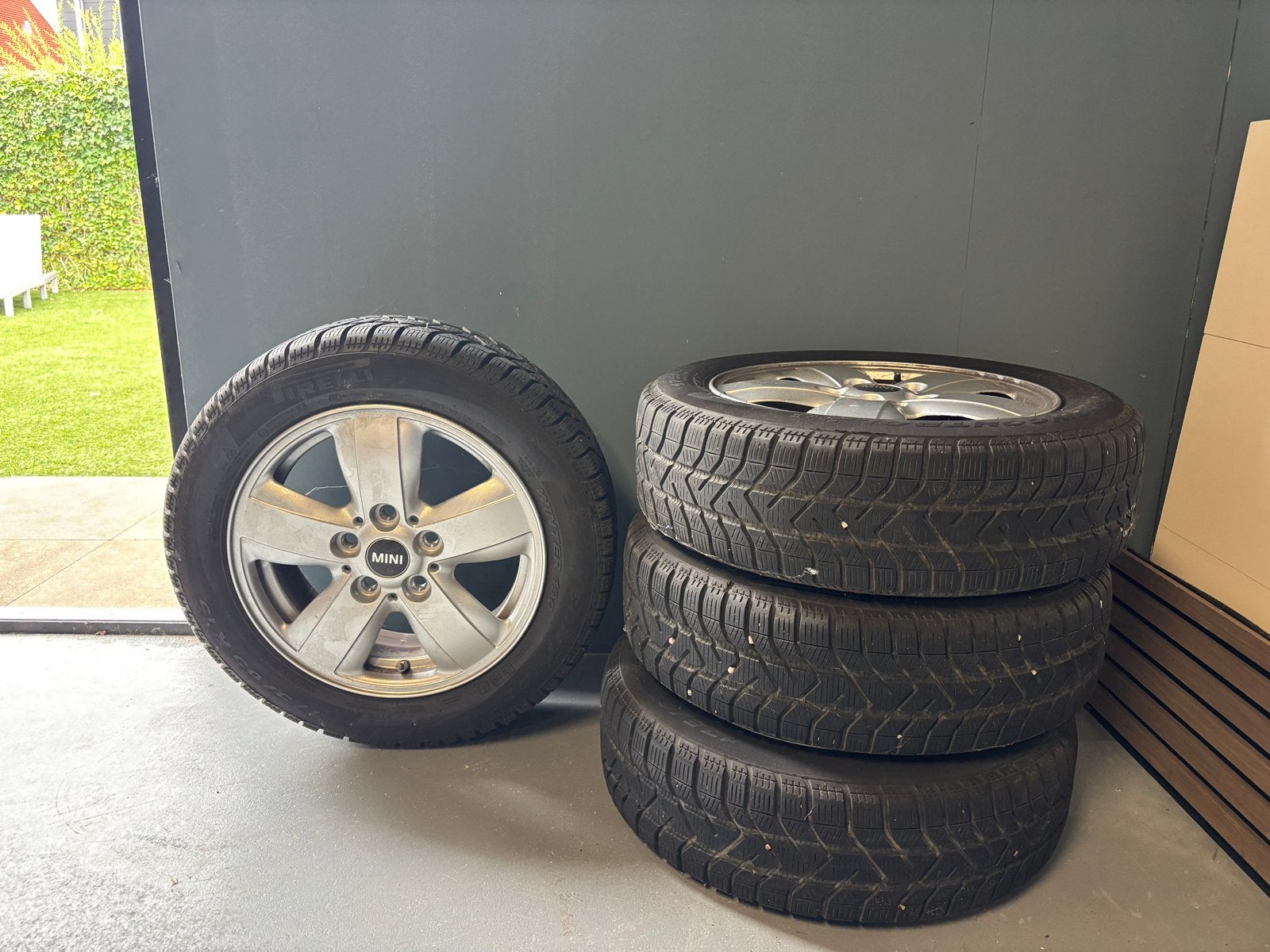 Pirelli winterbanden voor Mini, Auto-onderdelen, Banden en Velgen, Ophalen, 15 inch, 175 mm, Winterbanden
