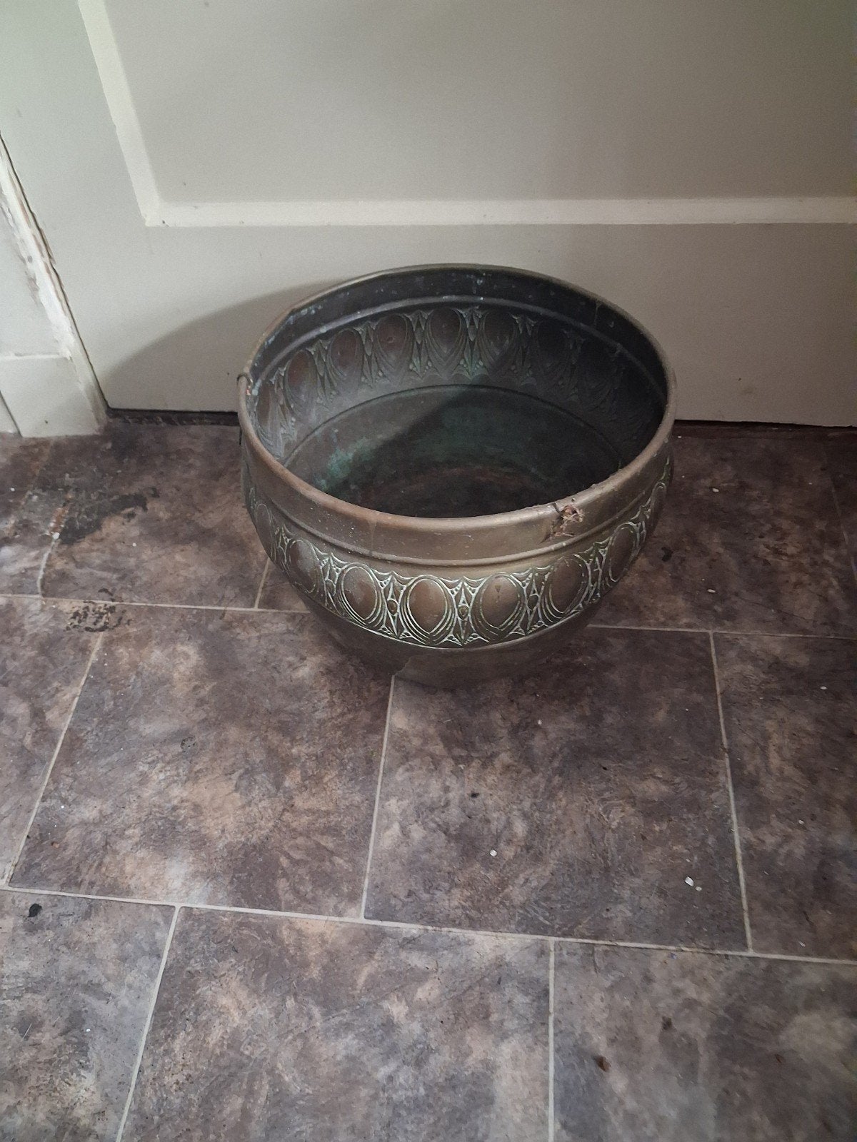 Te koop groot koperen bloempot doorsnee 28 cm hoogte 25cm., Antiek en Kunst, Ophalen of Verzenden