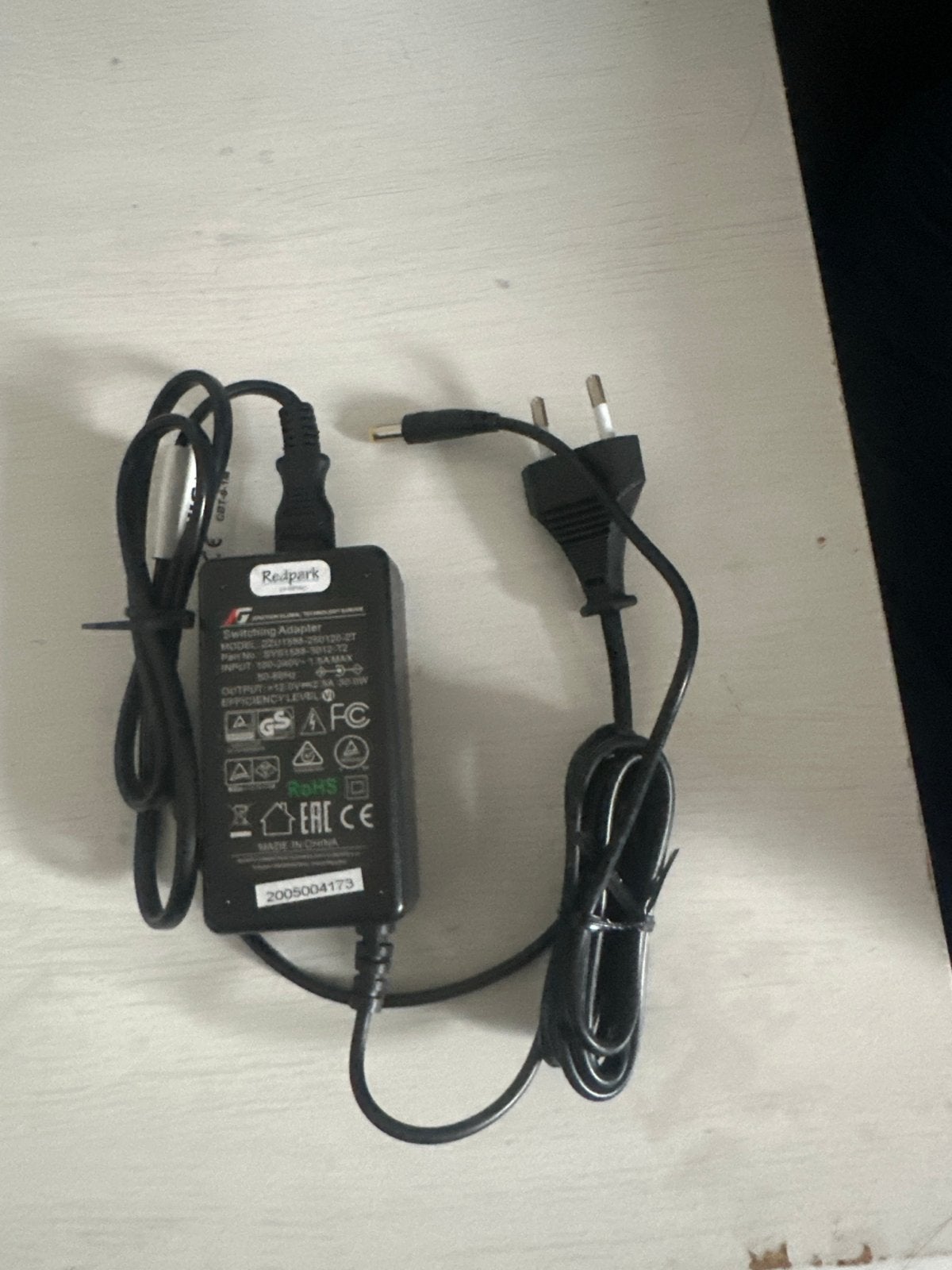 Redpark L6-NETAC Schakeladapter 12V 2.5A 30W, Ophalen of Verzenden, Gebruikt