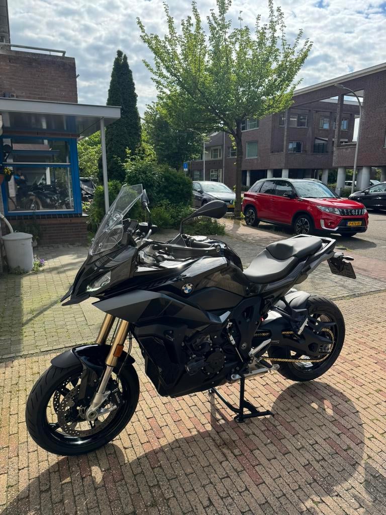 BMW s 1000 xr triple black (bj 2023) 11.295 km s1000xr, Motoren, Occasion, Handvatverwarming, 4 cilinders, Motorrijbewijs A