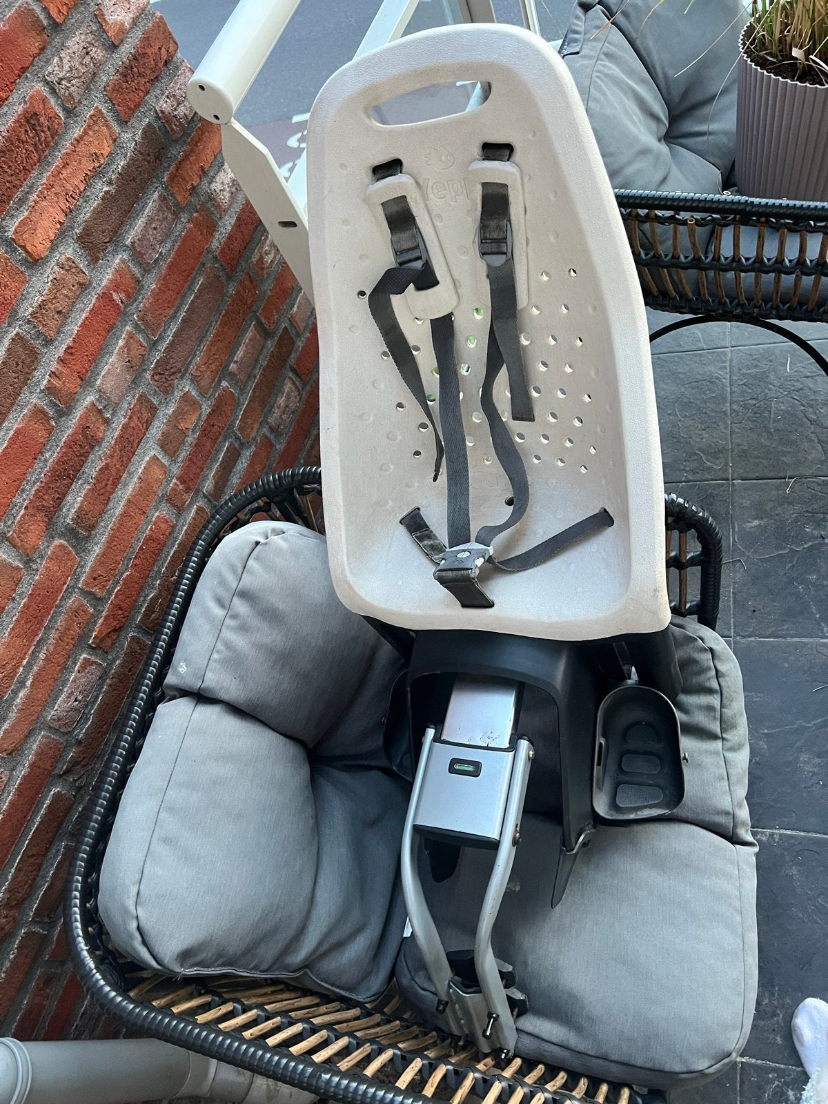 Yepp achterzitje voor fiets - Gebruikt, Achterzitje, Ophalen of Verzenden, 9 t/m 36 kg, Gebruikt