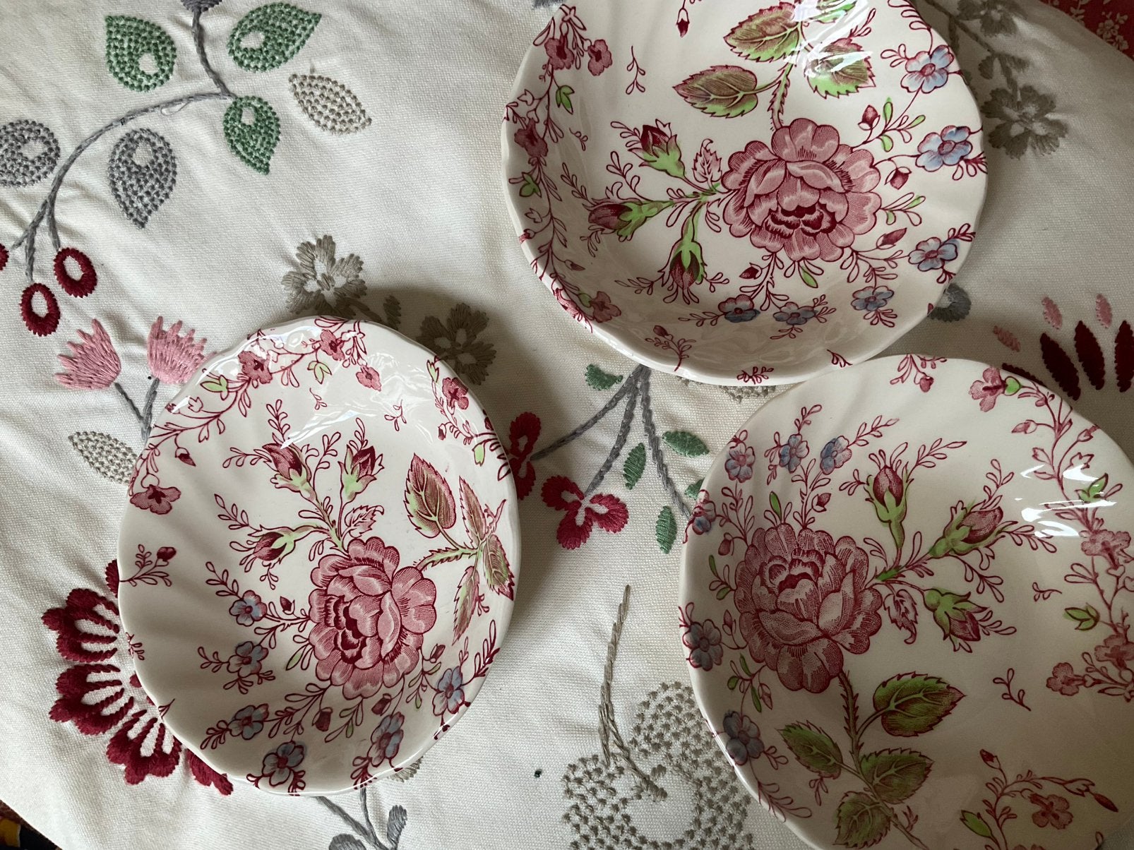 Johnson Bros schaaltjes rose chintz, Huis en Inrichting, Keuken | Servies, Ophalen of Verzenden, Zo goed als nieuw, Overige stijlen